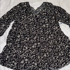 Terra & Sky Black and Cream Floral Blouse